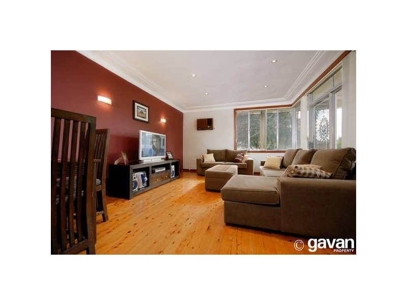 2 Green Place, Peakhurst NSW 2210