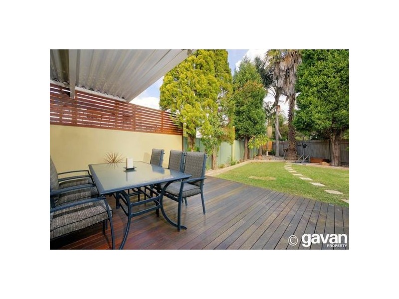 2 Green Place, Peakhurst NSW 2210