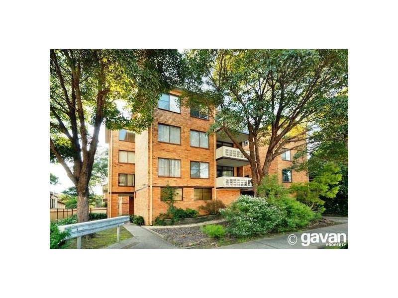 8/20 Martin Place, Mortdale NSW 2223