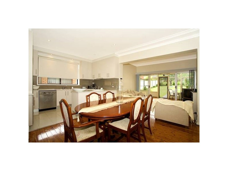 19 Carrington Avenue, Mortdale NSW 2223