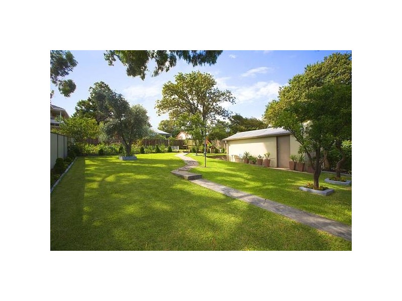 19 Carrington Avenue, Mortdale NSW 2223