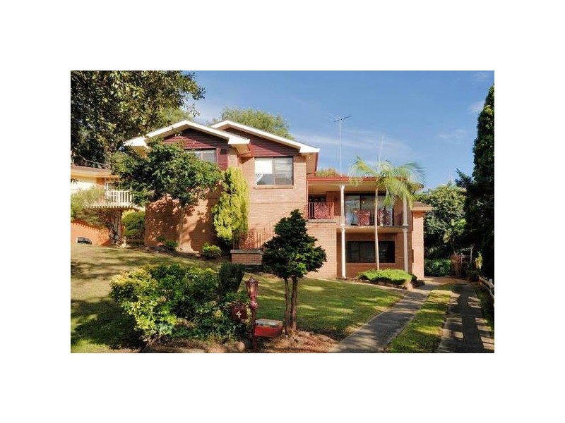 4 Beverley Crescent, Beverly Hills NSW 2209