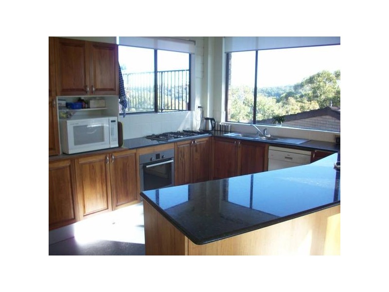 33 Allwood Ave, Lugarno NSW 2210