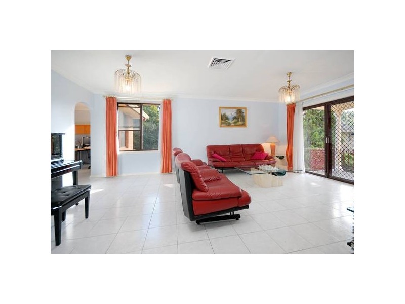 4 Beverley Crescent, Penshurst NSW 2222