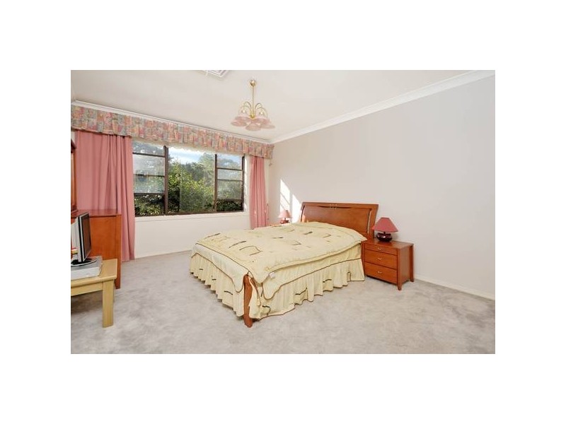 4 Beverley Crescent, Penshurst NSW 2222