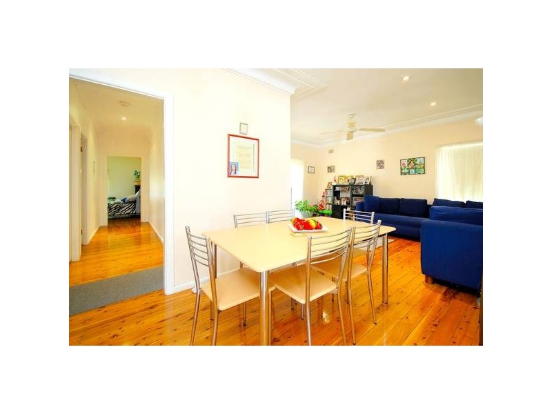 19 Barwon Road, Mortdale NSW 2223