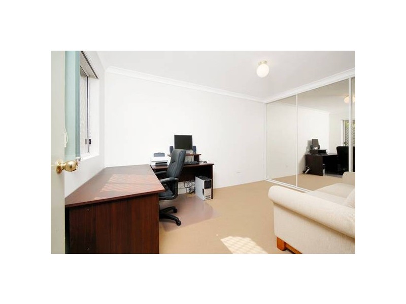 2/65 Pitt Street, Mortdale NSW 2223