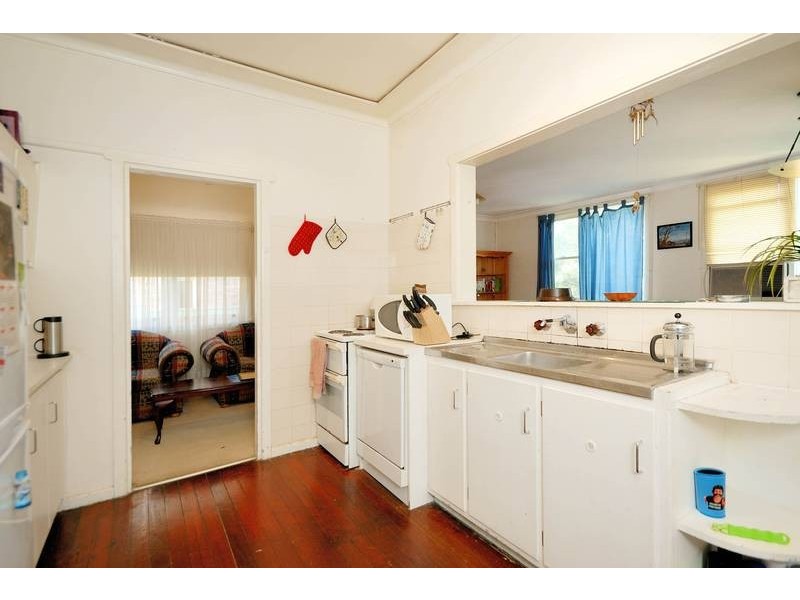 22 Orana Crescent, Peakhurst Heights NSW 2210