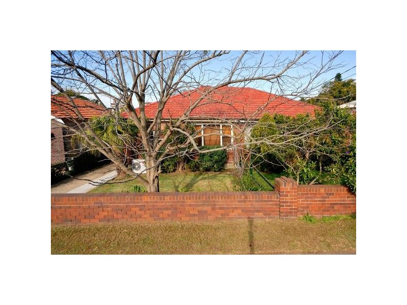 106 Blakesley Road, South Hurstville NSW 2221