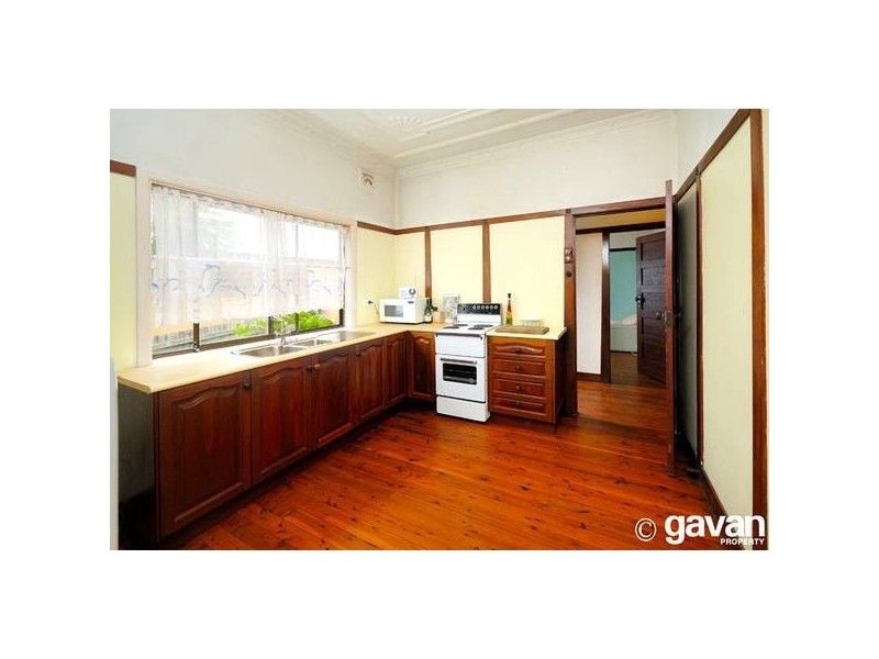 38 Boundary Road, Mortdale NSW 2223