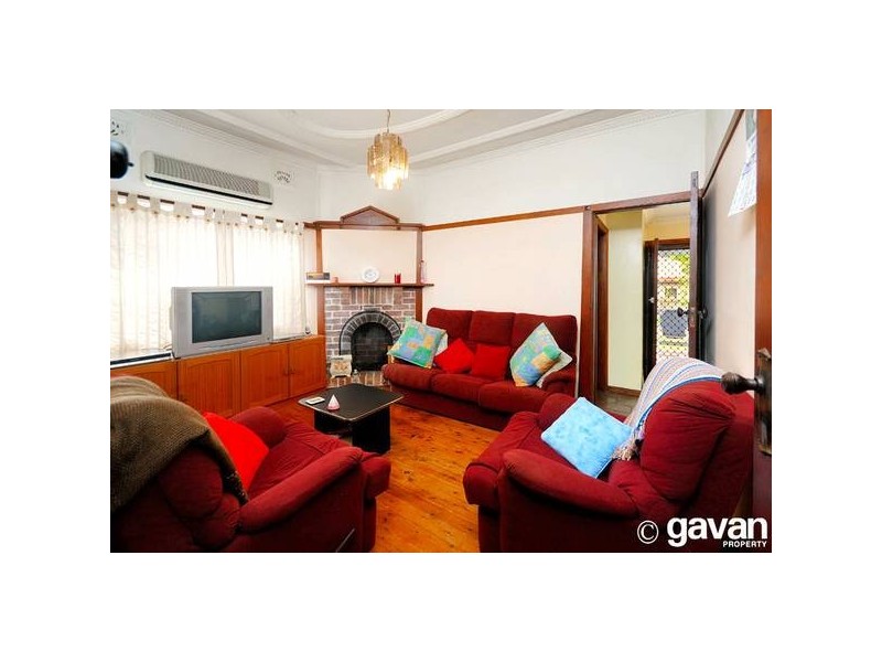 38 Boundary Road, Mortdale NSW 2223