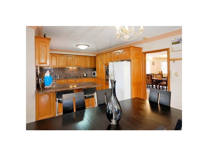 2 Bayswater Avenue, Hurstville Grove NSW 2220