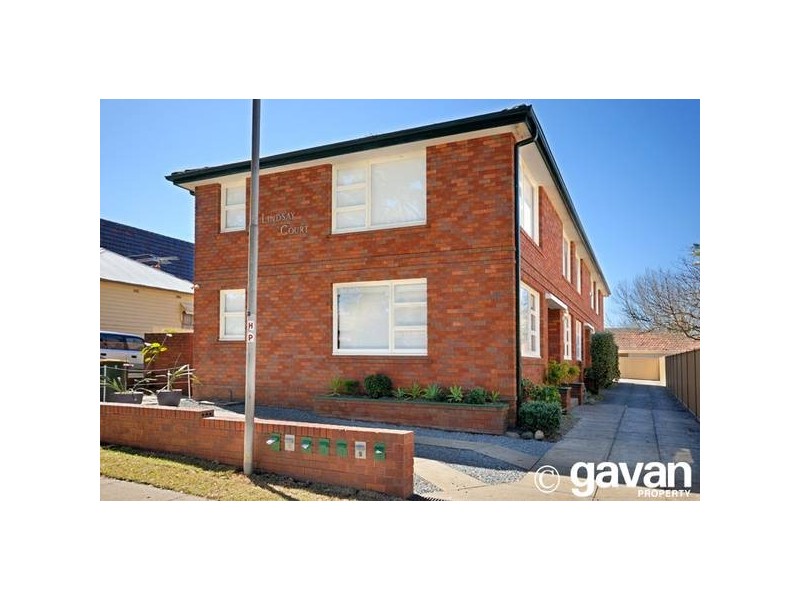 2/6 Derwent Street, South Hurstville NSW 2221