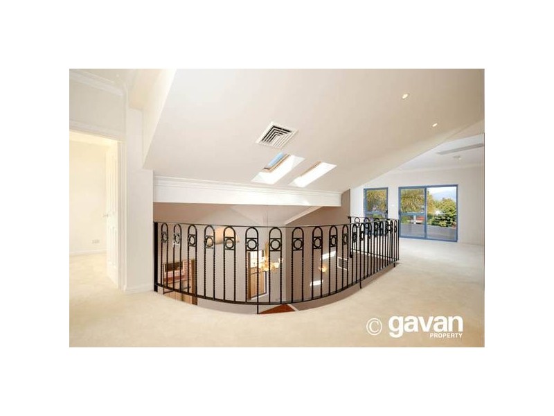 6 The Appian Way, South Hurstville NSW 2221