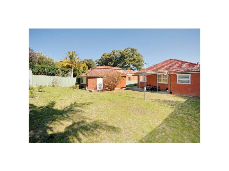 66 Villiers Avenue, Mortdale NSW 2223