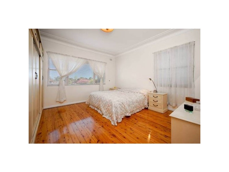 66 Villiers Avenue, Mortdale NSW 2223