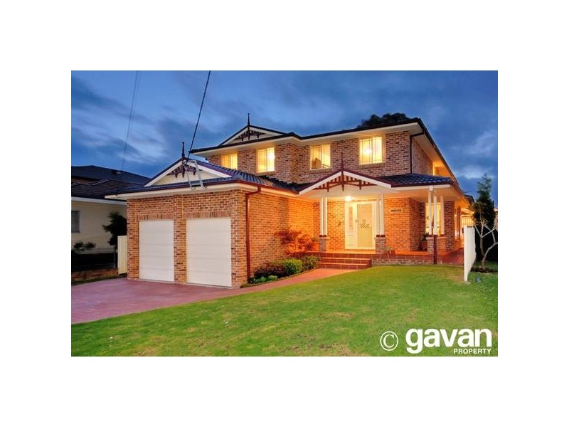 16 Barwon Road, Mortdale NSW 2223