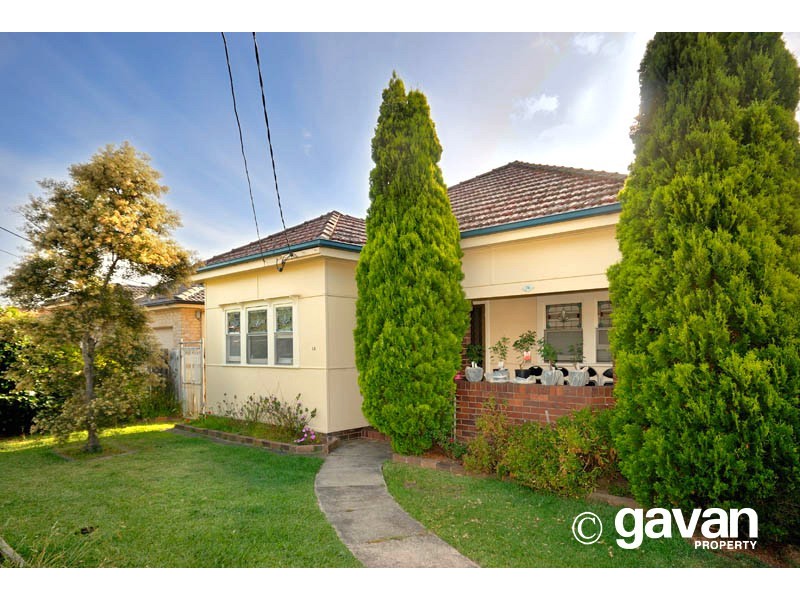 16 Beaconsfield Road, Mortdale NSW 2223