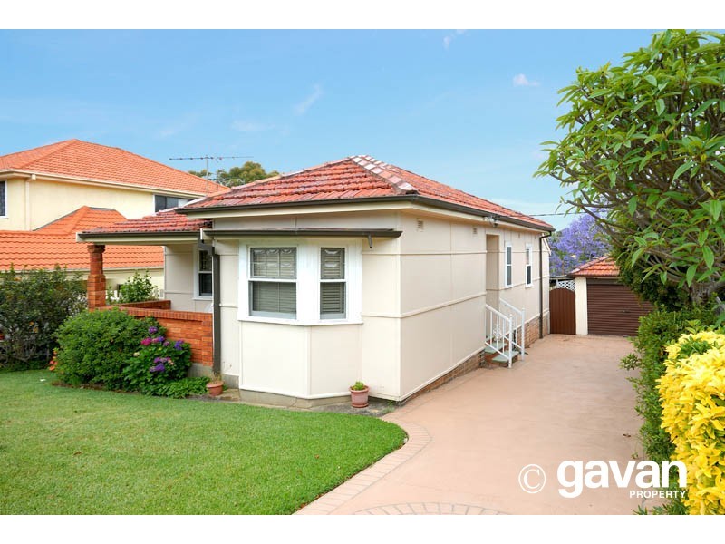 17 Mavis Avenue, Peakhurst NSW 2210
