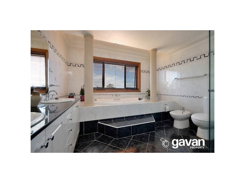 5 Prairievale Road, South Hurstville NSW 2221