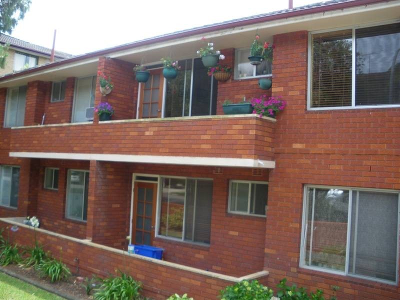 8/57 Oxford Street, Mortdale NSW 2223