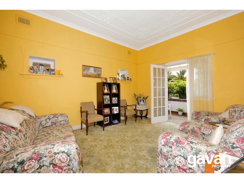 34 Planthurst Road, Carlton NSW 2218