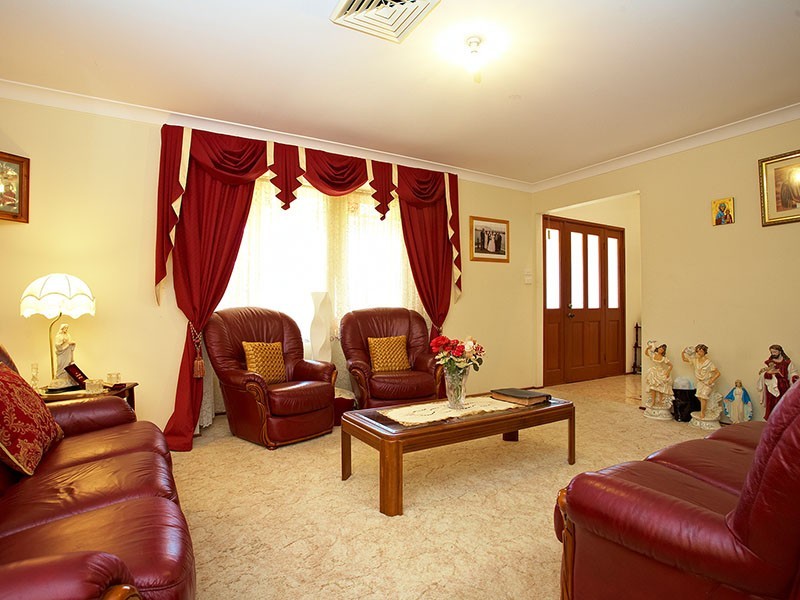 15 Fife Street, Prospect NSW 2148