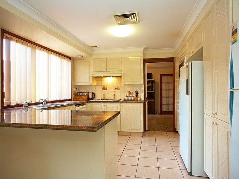 15 Fife Street, Prospect NSW 2148