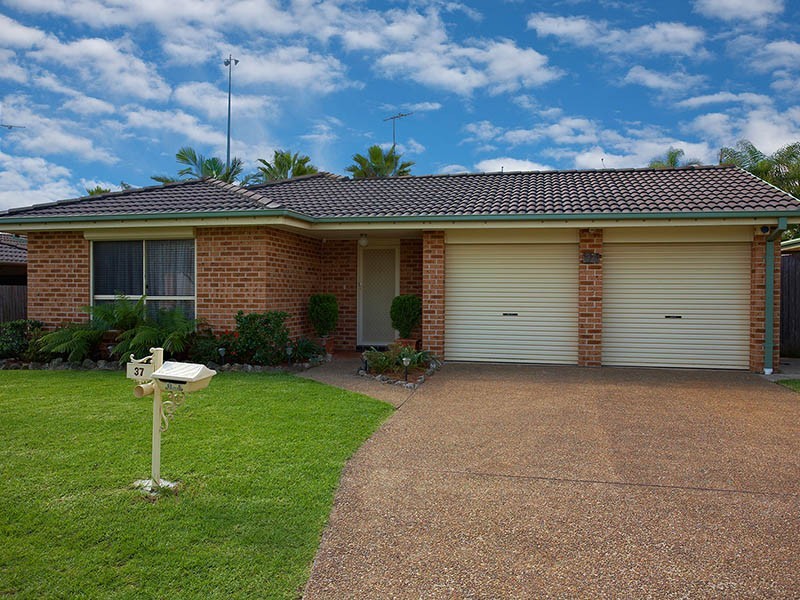 37 Southwaite cres, Glenwood NSW 2768