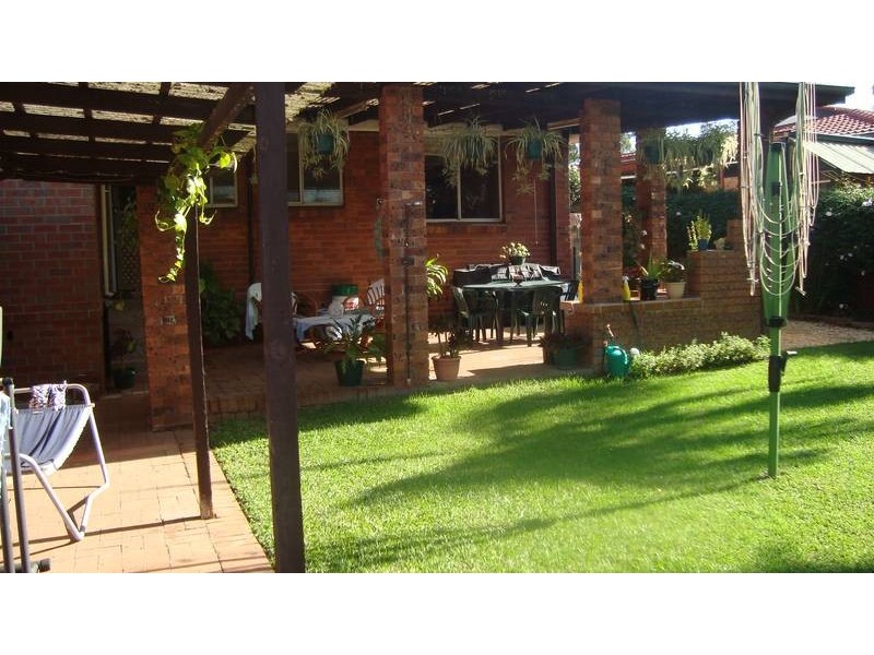 65 Narcissus Avenue, Quakers Hill NSW 2763