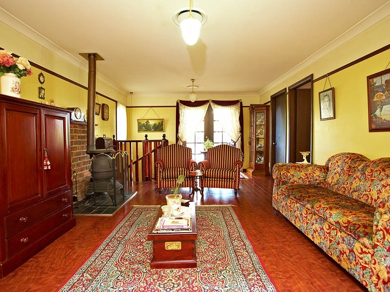 8 Tristania Crescent, Baulkham Hills NSW 2153