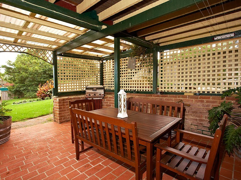 8 Tristania Crescent, Baulkham Hills NSW 2153