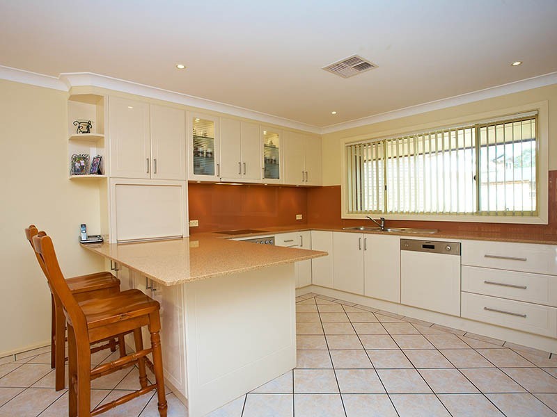 5 Jem Place, Prospect NSW 2148