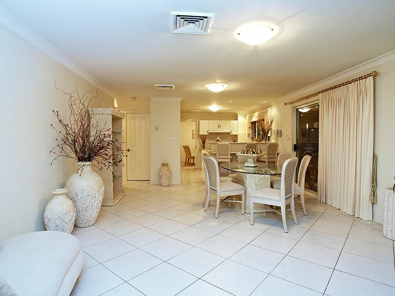 1 Blossom Place, Quakers Hill NSW 2763