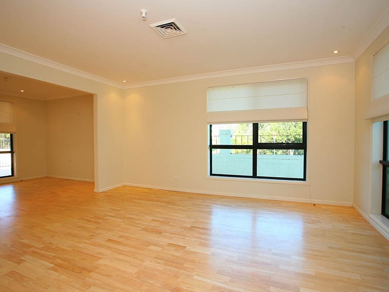 26 Greenhill Drive, Glenwood NSW 2768