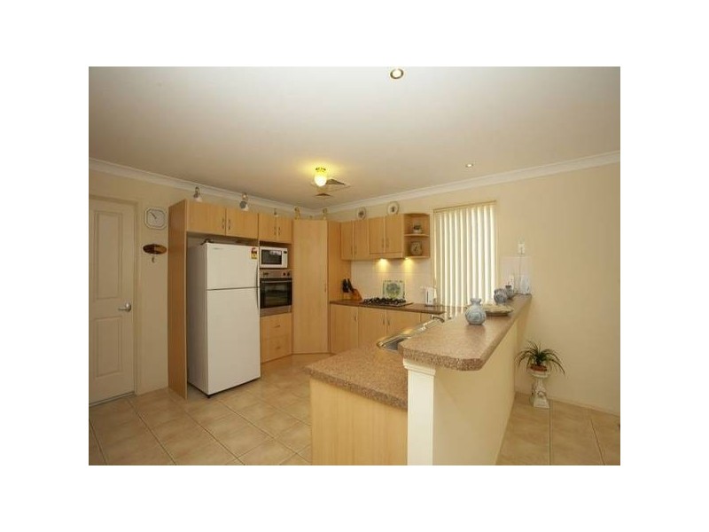 16 Citrus Ave, Quakers Hill NSW 2763