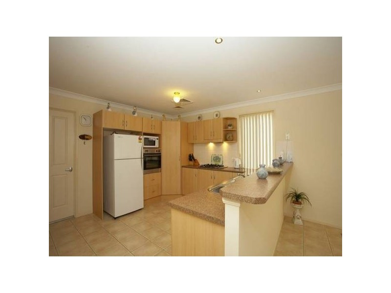 16 Cirtus Street, Quakers Hill NSW 2763