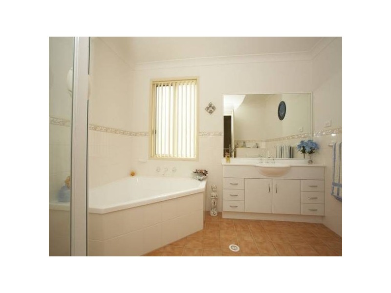 16 Cirtus Street, Quakers Hill NSW 2763