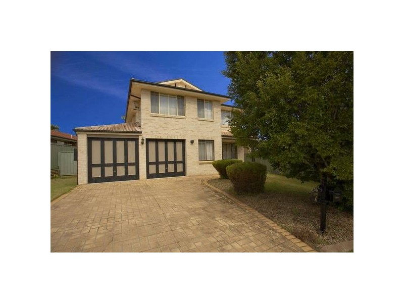 4 Sharrock Ave, Glenwood NSW 2768