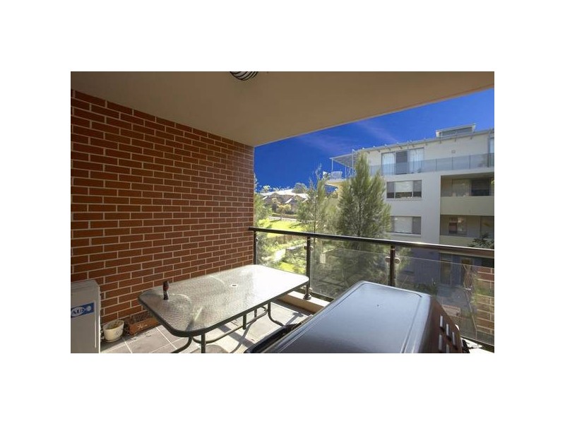 14/7-15 Purser Ave, Castle Hill NSW 2154