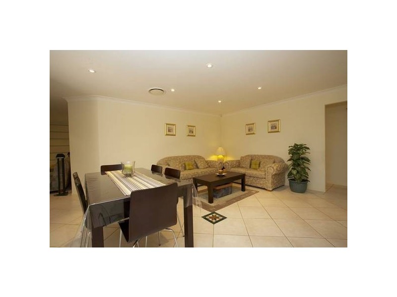 40 Applebox Avenue, Glenwood NSW 2768