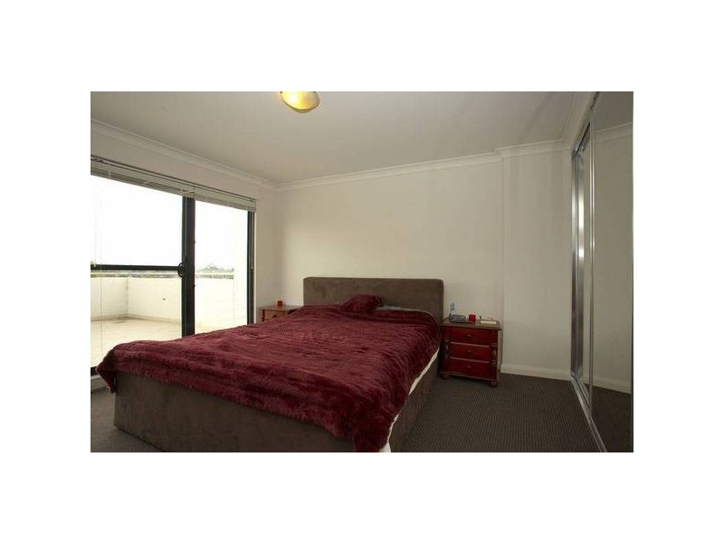 31-35 Hassall Street, Parramatta NSW 2150