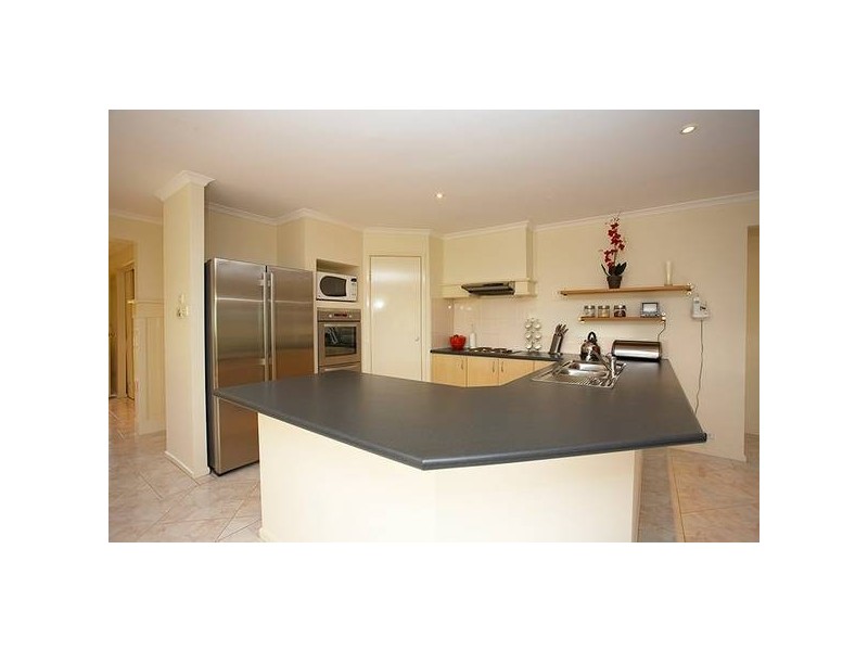 16 Harcourt Grove, Glenwood NSW 2768