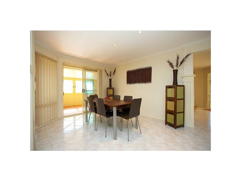 16 Harcourt Grove, Glenwood NSW 2768