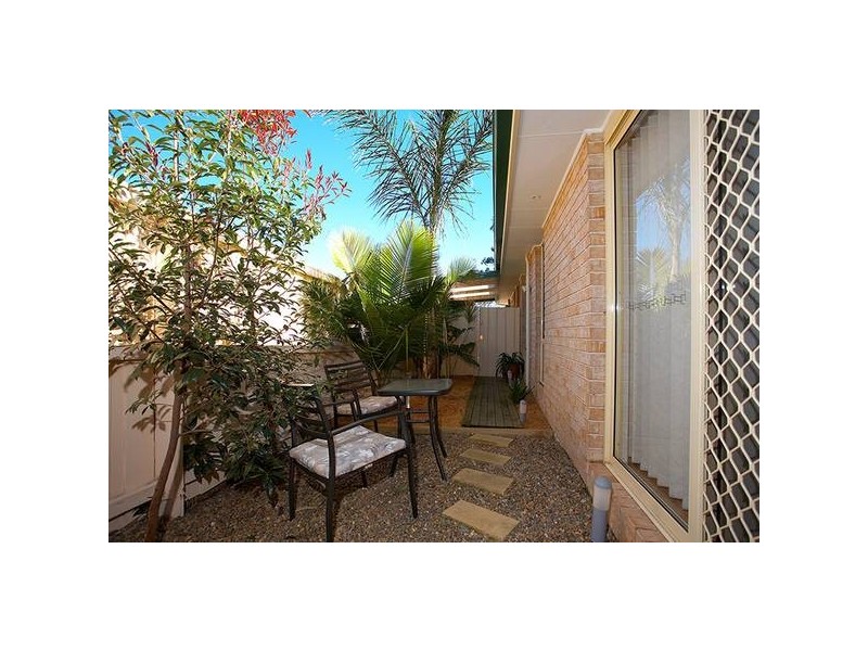 16 Harcourt Grove, Glenwood NSW 2768