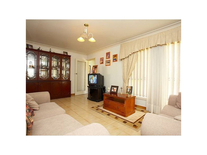 6 Cooma Road, Greystanes NSW 2145