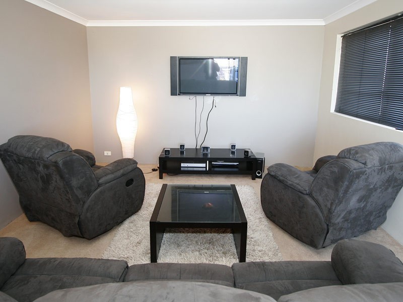 76 Benenden Avenue, Butler WA 6036