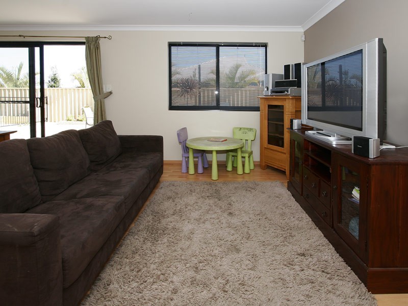 76 Benenden Avenue, Butler WA 6036