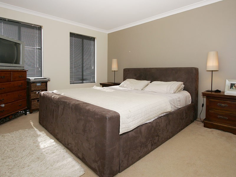 76 Benenden Avenue, Butler WA 6036