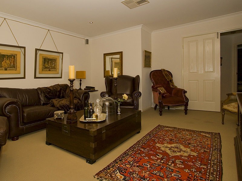 35 Ashbourne Avenue, Ridgewood WA 6030